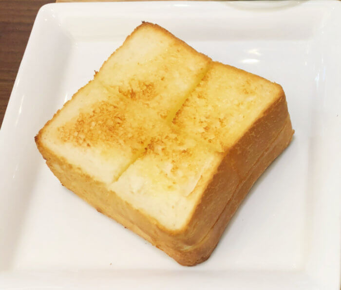 「小川珈琲 イオンレイクタウンmori店」モーニングセットのくちどけもこのトーストの写真